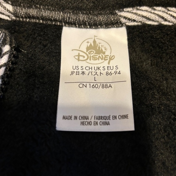 Disney children’s size large fleece pullover black - Picture 7 of 9